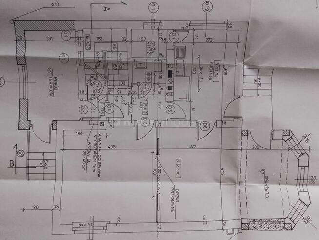 Duży dom w spokojnej okolicy!