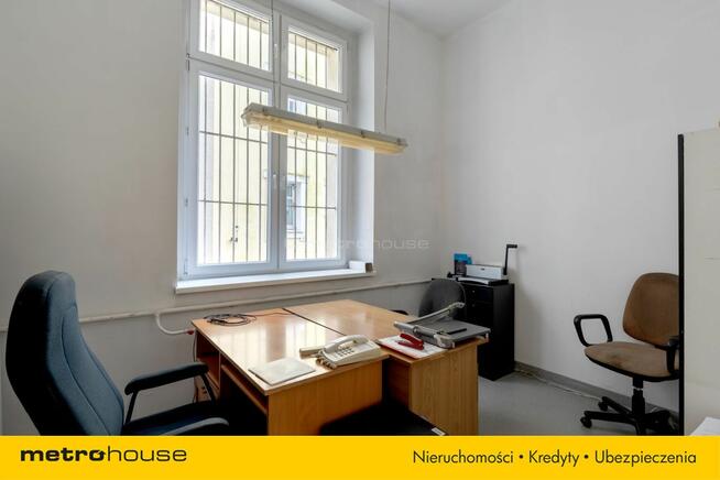 Lokal w centrum miasta w ruchliwej lokalizacji.