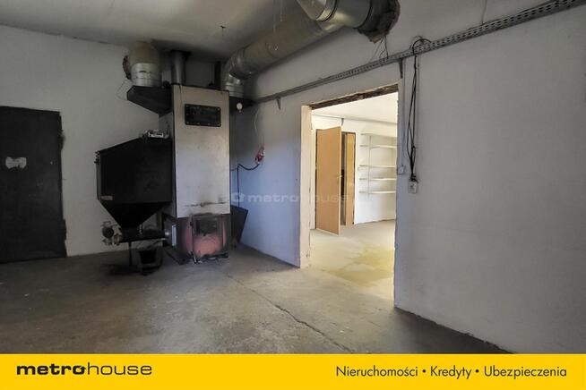 Hala - z pomieszczeniami socjalnymi, ogrzewana