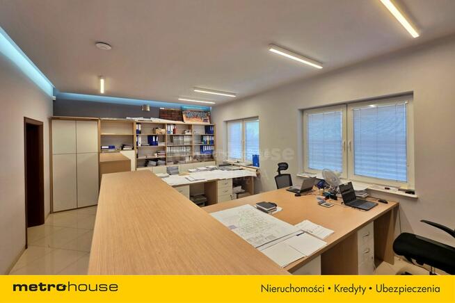 Nieruchomość usługowa z biurami i magazynem