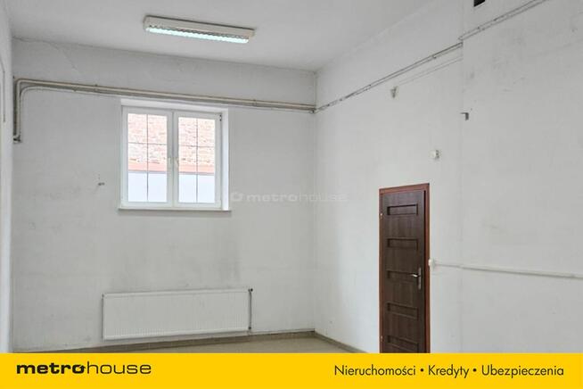 Lokal z własnym parkingiem - centrum!