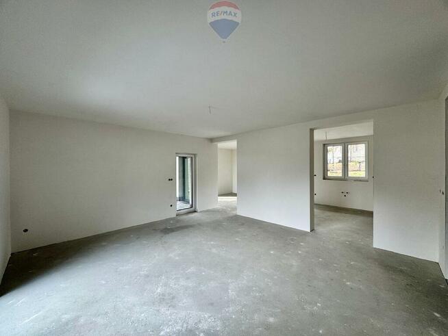 Nowy piękny dom parterowy obok Jeziora Rybnickiego