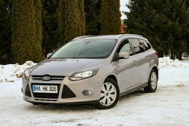 Ford Focus Nawigacja Tempomat Podgrzewane Fotele Podgrzewana Przednia Szyba 140KM