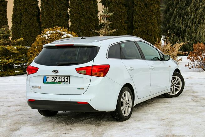 Kia Cee'd 128KM Kamera Nawigacja Podgrzewana Kierownica Tempomat Parktronik