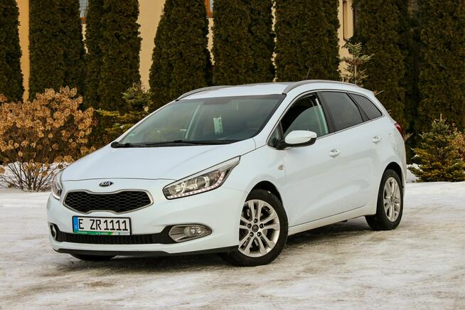 Kia Cee'd 128KM Kamera Nawigacja Podgrzewana Kierownica Tempomat Parktronik