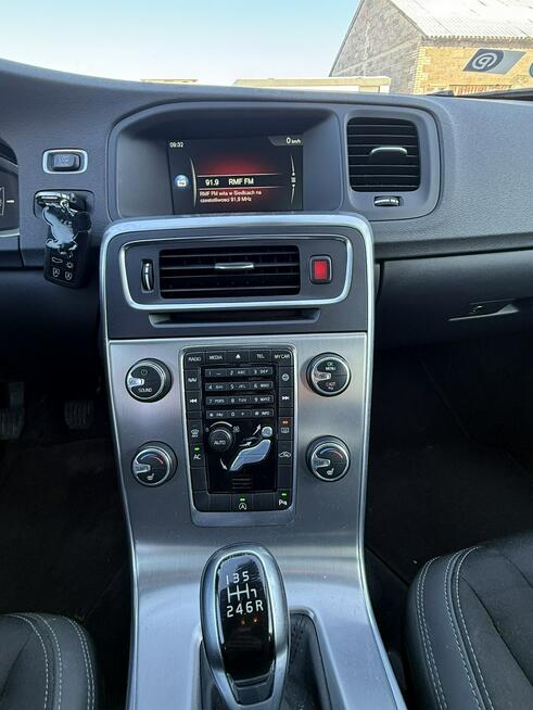 Volvo V60 2.0D4 Lift 2014r Xenon Led Nawigacja Alu Serwis Licznik TFT!