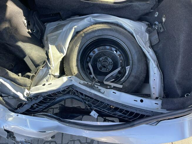 Škoda Scala Salon PL Automat Kamera Podgrzewanie Virtual cockpit 150KM