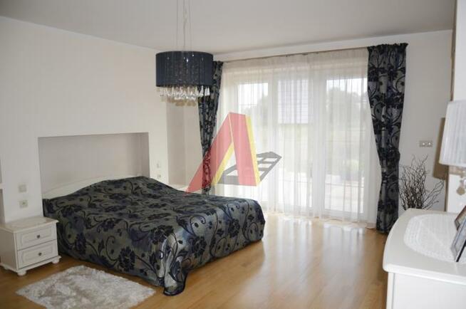 Dom Kraków Podgórze, Opatkowice, Kłuszyńska