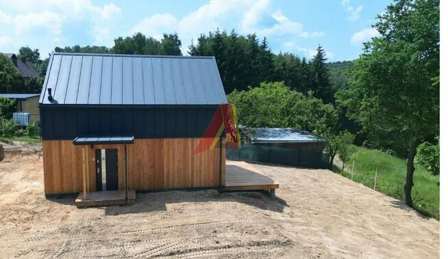 Dom Brzoskwinia gm. Zabierzów, Kamyk