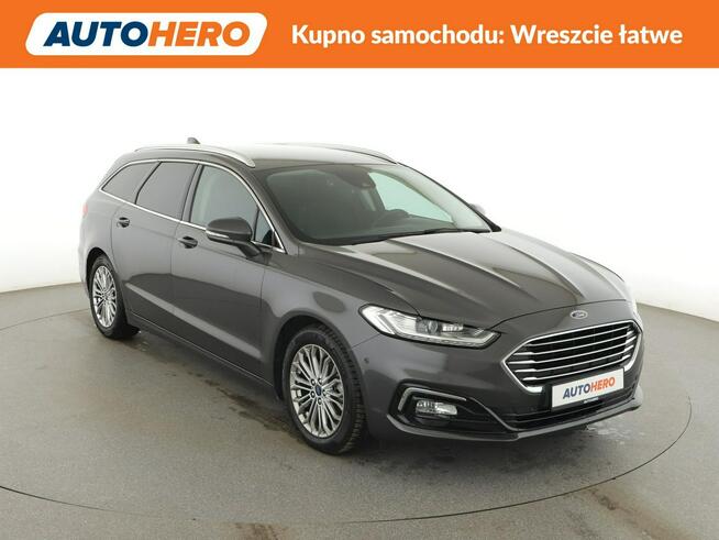Ford Mondeo HEV automat full LED navi klima auto grzane fotele kamera i czujniki