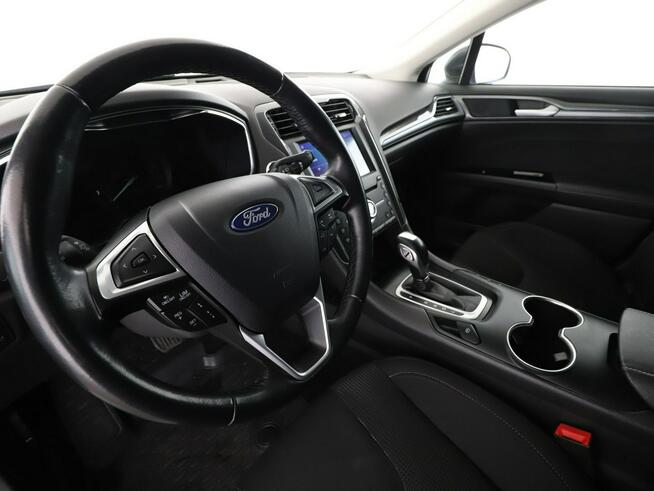 Ford Mondeo HEV automat full LED navi klima auto grzane fotele kamera i czujniki
