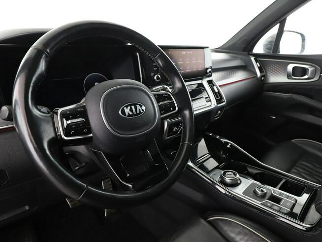 Kia Sorento PHEV 7 os 4x4 skóra panorama full LED klima auto navi kamery virtual c