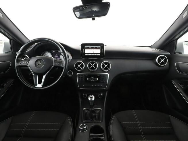 Mercedes A 180 A180 CDI Urban Klimatyzacja Nawigacja Grzane Fotele ParkAssist Kamera