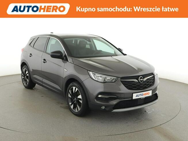 Opel Grandland X navi klima auto czujniki parkowania multifunkcja