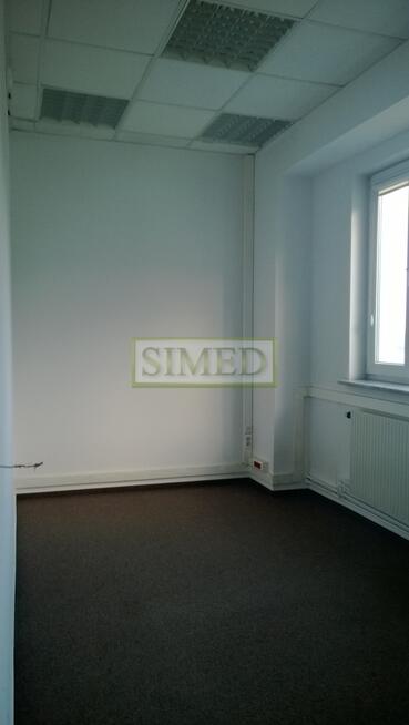 Małe biuro , parking , biurowiec , dostęp24h