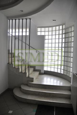 Małe biuro , parking , biurowiec , dostęp24h