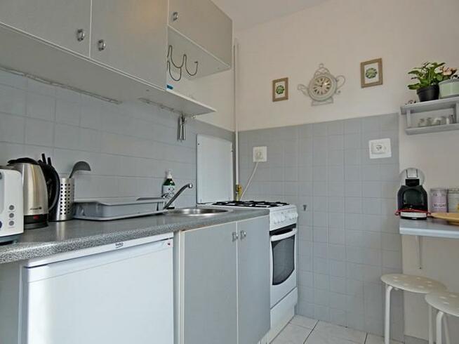 Kawalerka z klimatyzacją + WIFI- Solec 28