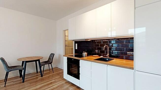 Kawalerka z balkonem i mp– Nowaka-Jeziorańskiego 4