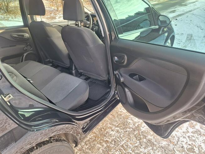 Fiat Punto 1.4 Young Navi