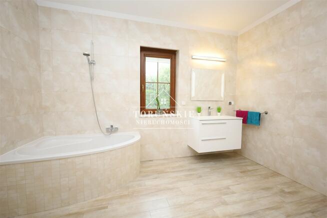 Dom Zamek Bierzgłowski gm. Łubianka