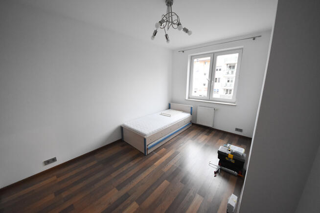 Do wynajęcia mieszkanie 3-pokojowe z miejscem