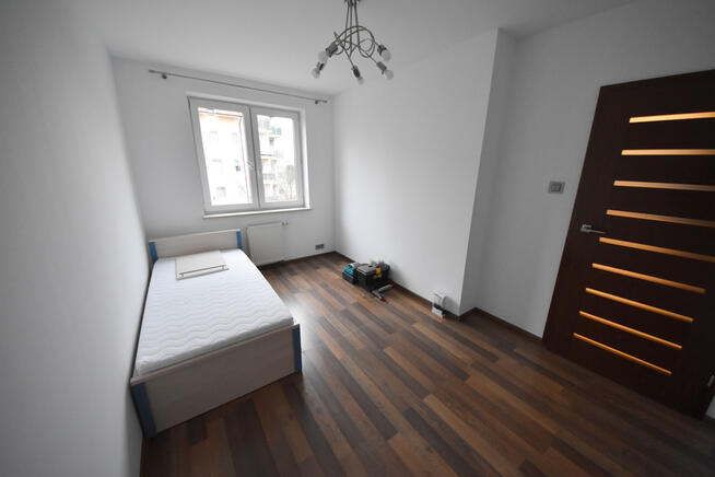 Do wynajęcia mieszkanie 3-pokojowe z miejscem