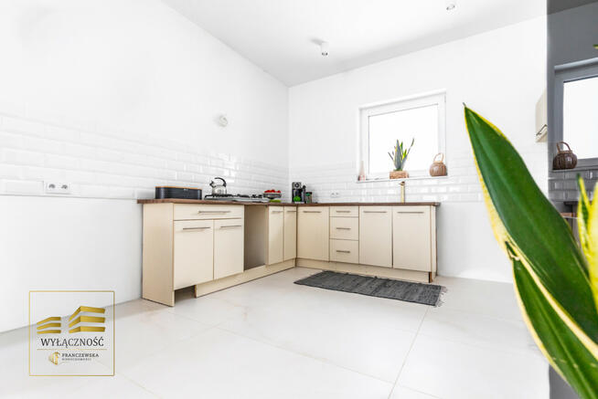 Dom Pałecznica gm. Niedźwiada,