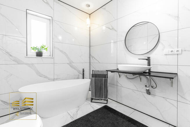 Dom Pałecznica gm. Niedźwiada,