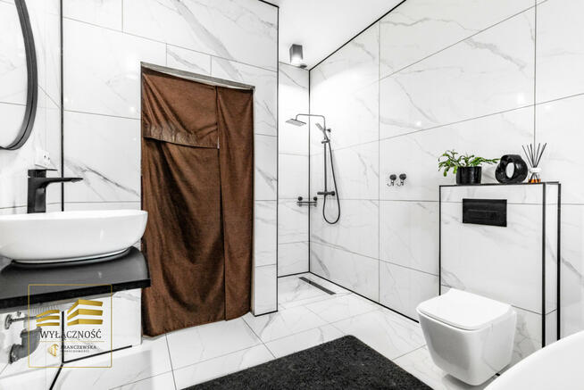 Dom Pałecznica gm. Niedźwiada,