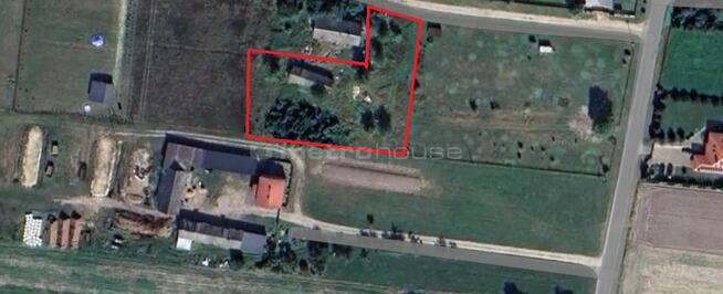 Działka z warunkami zabudowy + budynek gosp.