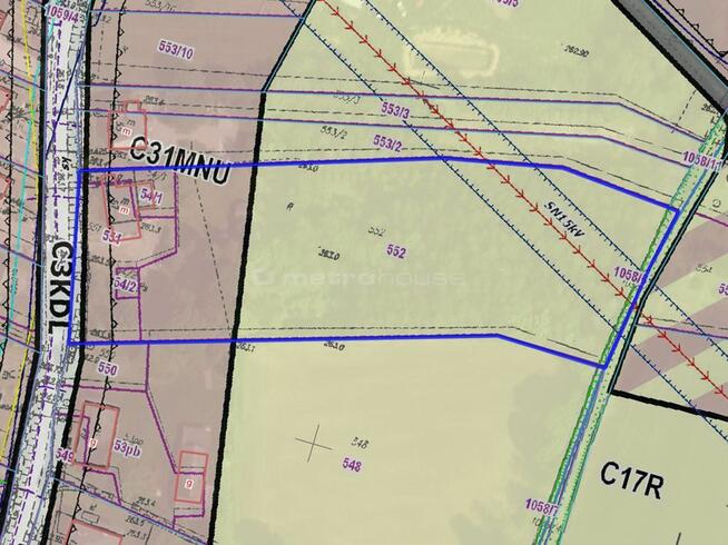 ** Dom w spokojnej okolicy z własnym lasem **