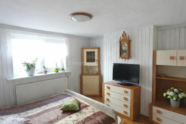 HIT! Dom w Ustce, 13 pokoi, 9 łazienek, 2 garaże.