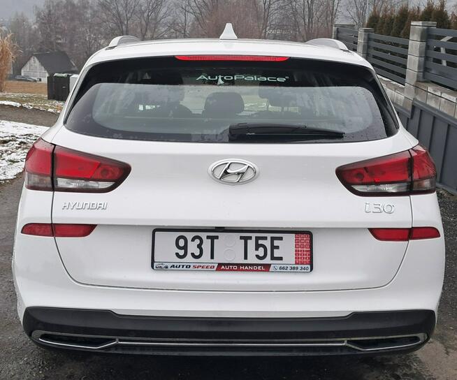 Hyundai i30 1.5 Benzyna 110 KM