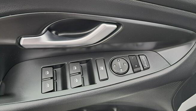 Hyundai i30 1.5 Benzyna 110 KM