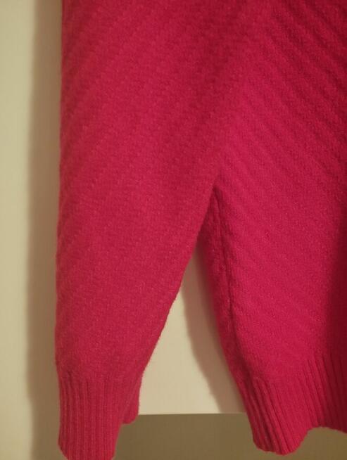 Sweter damski młodzieżowy