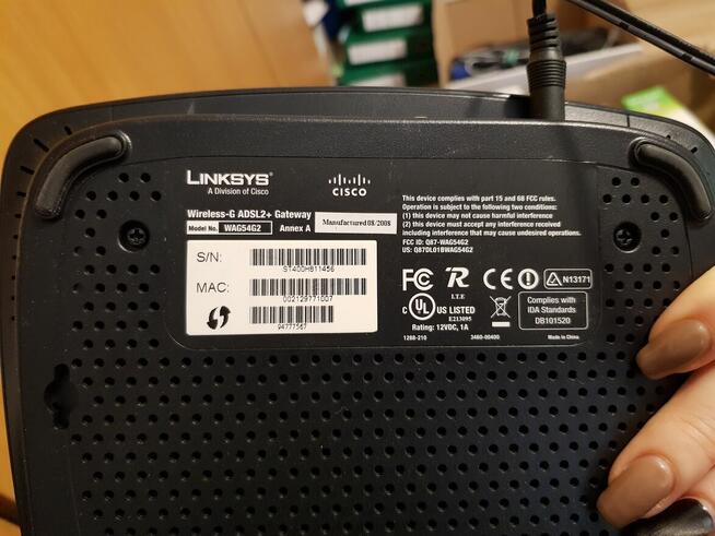 Router Linksys model nr: WAG54G2 modem