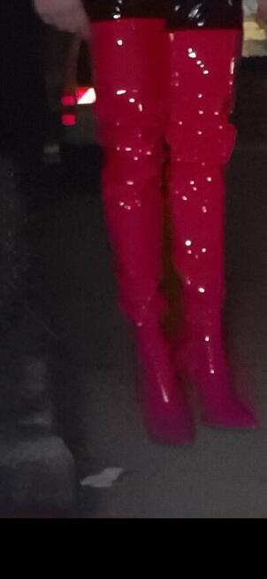 W poszukiwaniu znajomości