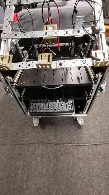 Rack Case 10u funkcjonalny na syntezatory, sprzęt audio