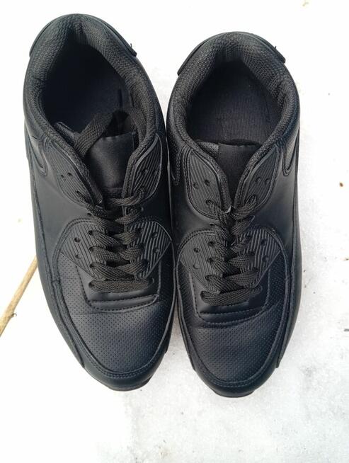 Sprzedam pilnie buty