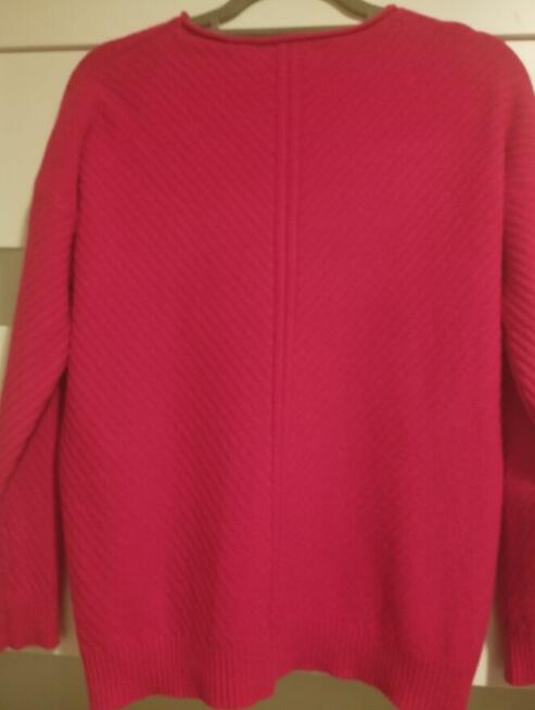 Sweter damski młodzieżowy