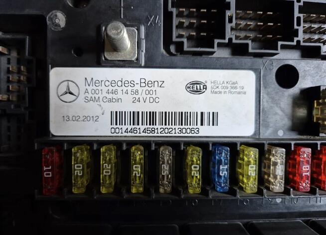 Skrzynka Tablica Modul Plyta bezpiecznikow A0014461458