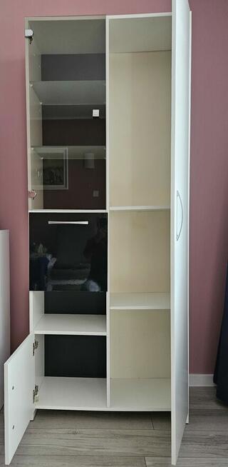 Szafa z witryną biało - czarna