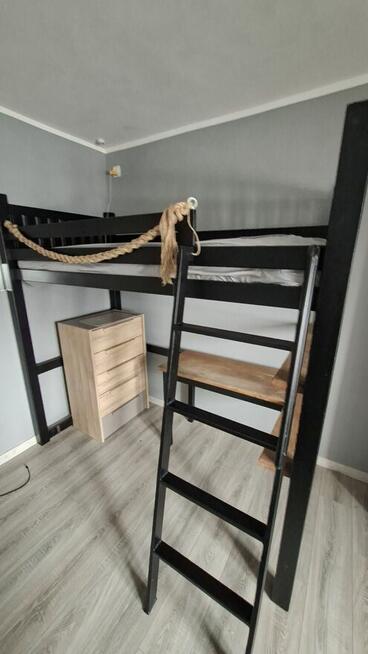 Sprzedam Łóżko z antresolą i biurkiem