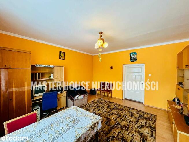 Dom z zabudowaniami 14 km od Ostrowca Św.