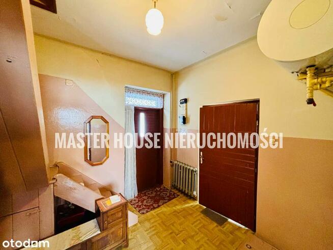 Dom z zabudowaniami 14 km od Ostrowca Św.