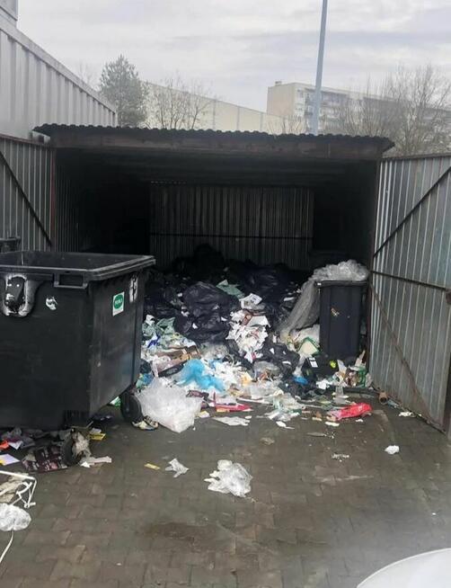 Firma sprzątająca , mycie, sprzątanie .