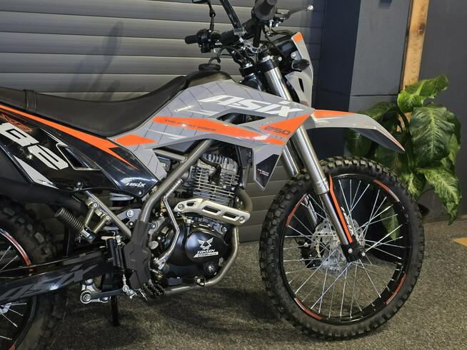 ASIX Inny Cross Asix XB-82 250 Transport Raty Fvat Manual Rozrusznik Światła LED