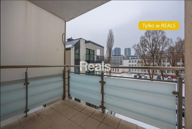 Ciche 2 pokoje,widna kuchnia, loggia CENTRUM