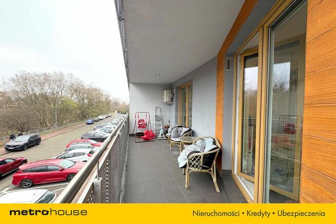 Apartament 3 pokojowy bardzo blisko dworca WKD.