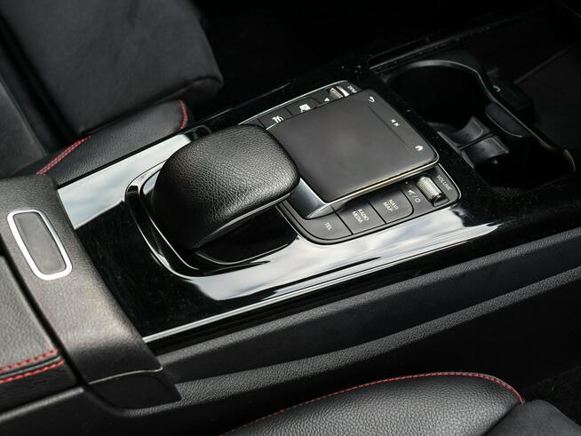 Mercedes A 180 1.3_Benzyna_136KM_ 76tyś. km